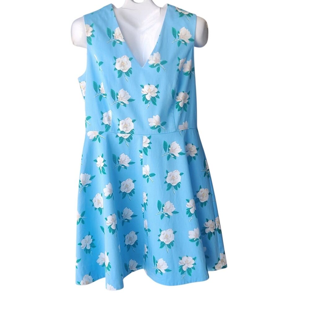 Draper James Fit & Flare Dress 12 Blue White Magnolia Floral Southern Chic Event